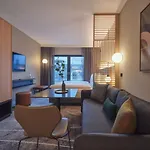 Adina Hotel apartamentowy 4*