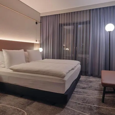 Adina شقة فندقية 4*