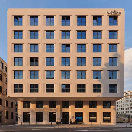 Aparthotel Adina