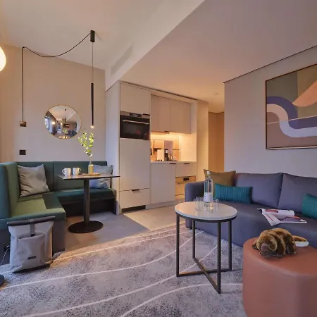 Aparthotel Adina