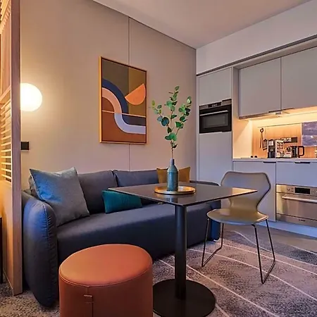 Hotel apartamentowy Adina