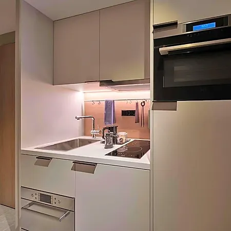Adina 4* Wiesbaden